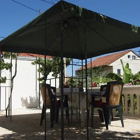 In With Terrace, Air Conditioning, Wifi, Washing Machine * Слатине