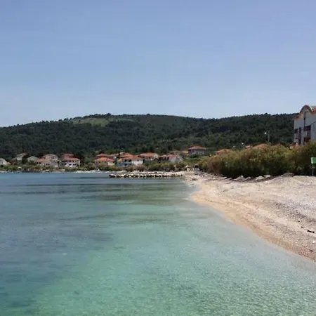 In With Terrace, Air Conditioning, Wifi, Washing Machine Apartament *