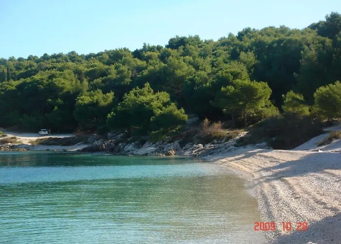 Apartament In With Terrace, Air Conditioning, Wifi, Washing Machine